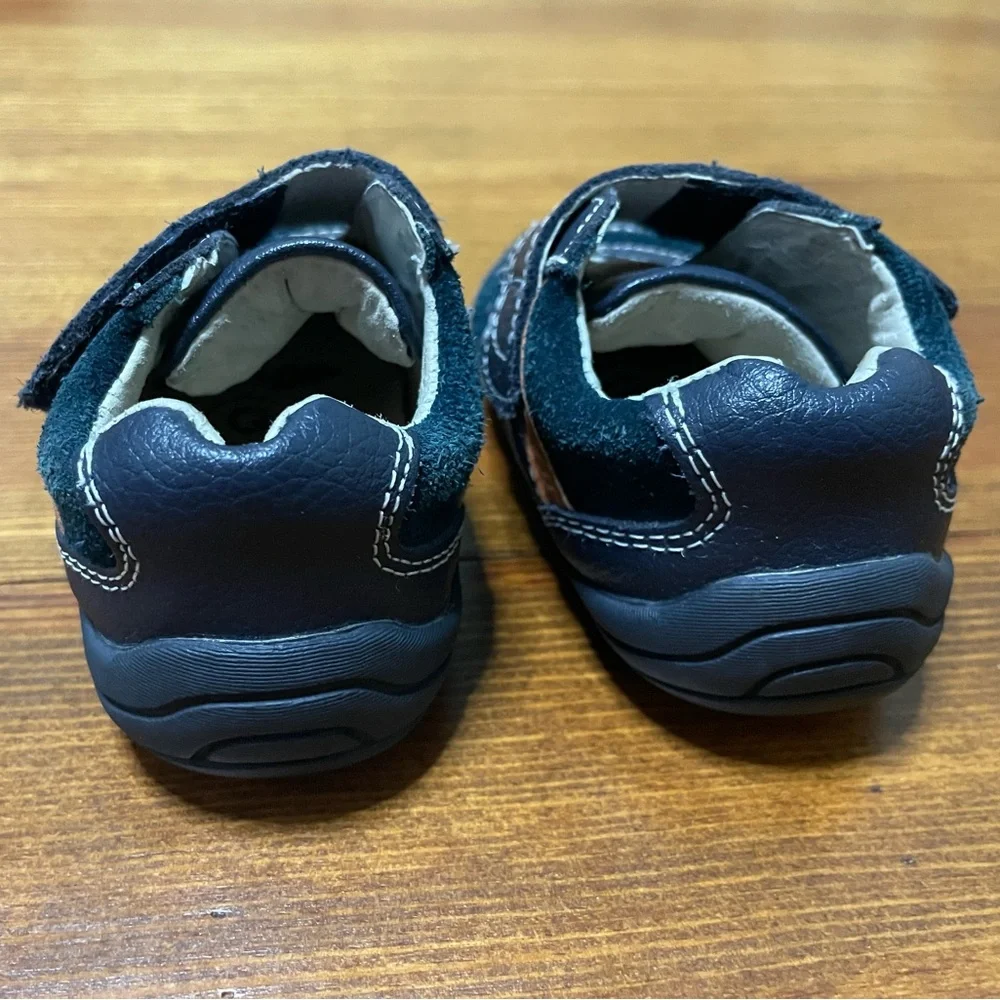 Pediped Grip N Go Shoes Size 19 or 4